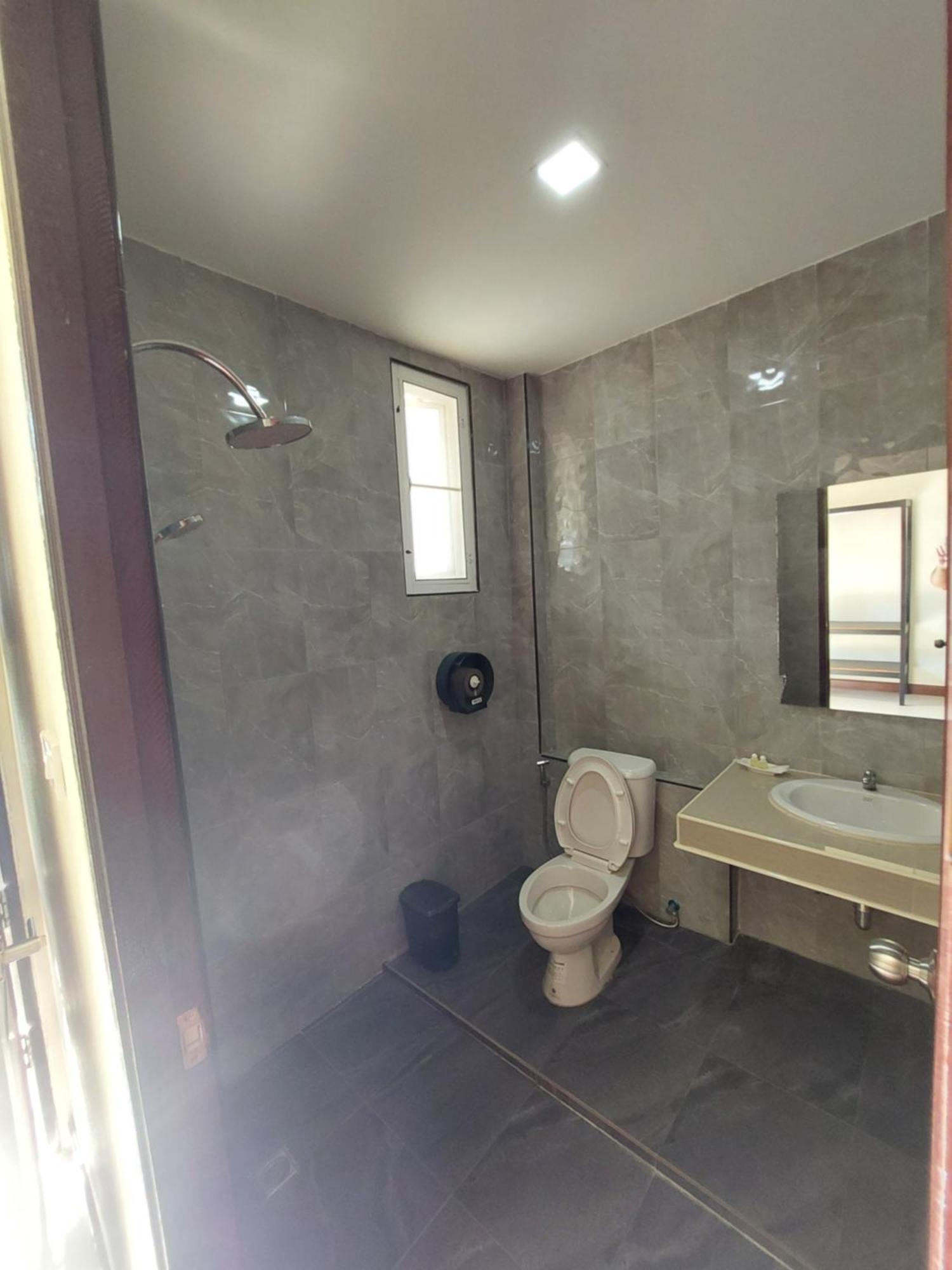 Loma Beach Resort Ban Pak Nam Pak Duat Экстерьер фото